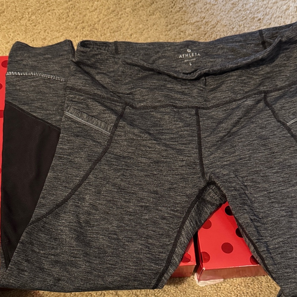 Athleta Charcoal and Black Leggings women’s Large